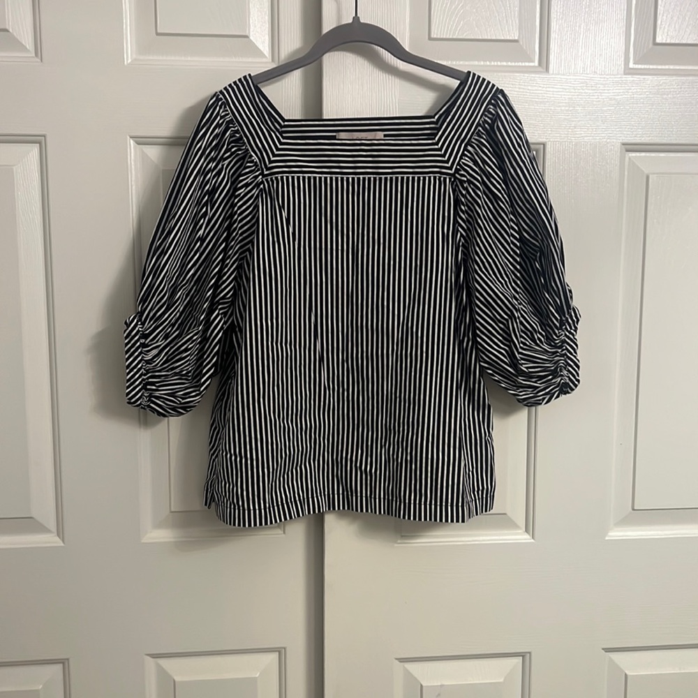 A1- LOFT Black White Stripe Pullover Blouse Square Neckline Puffy Sleeve Medium